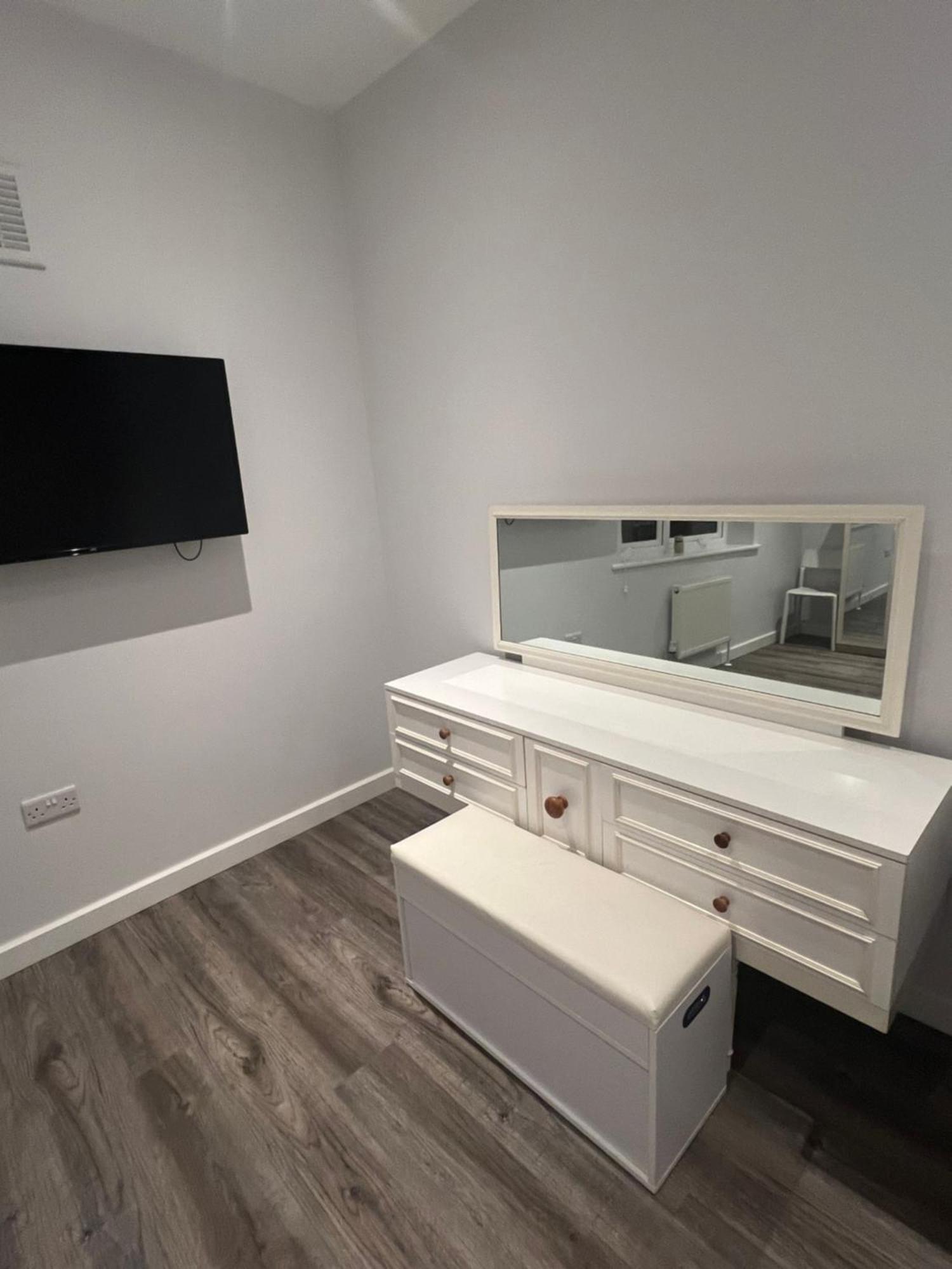 Spencer Bridge Rooms By Afl Northampton Esterno foto